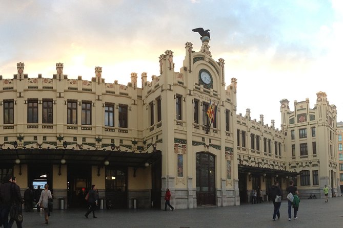 Valencia Guided City Tour - Logistics that actually matter on a walking tour