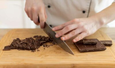 Valencia: Guided Food Tour with Chocolate Tasting Experience - The chocolate stop: what to expect from your first bites