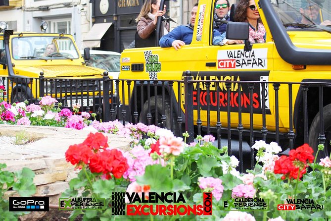 Valencia Highlights Tour by Jeep with Pick Up and Picnic - Colón Market and Turia Gardens: The “Almost Balanced” Half of the Tour