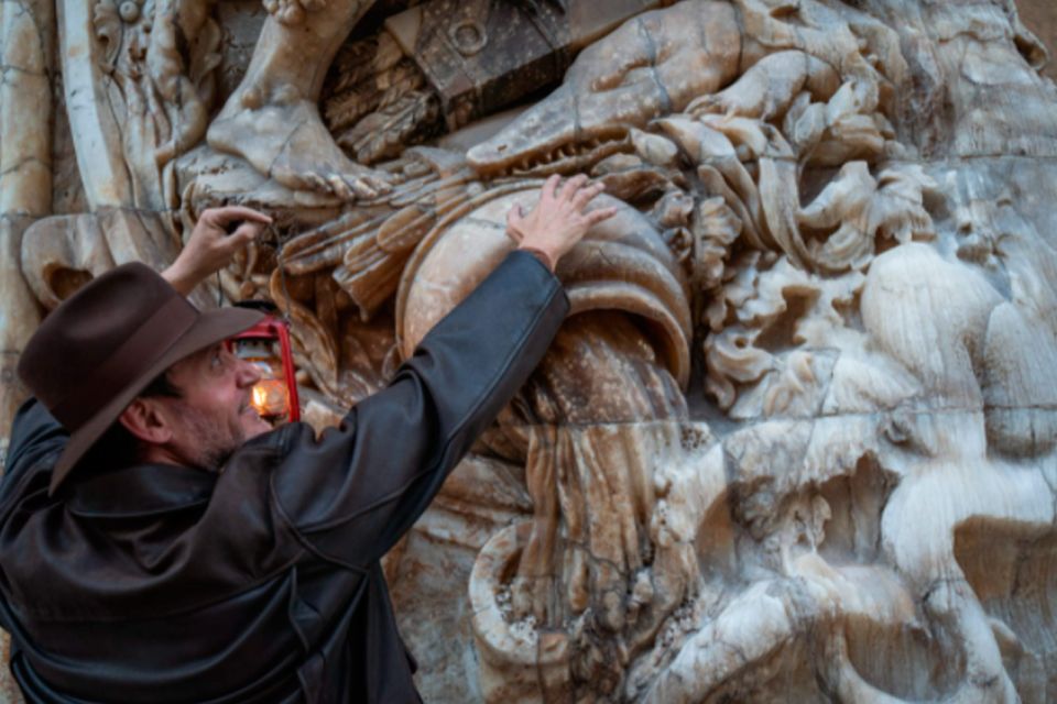 Valencia: 'Indiana Jones and the Holy Grail' Walking Tour - Hidden Details in the Historic Center You’ll Miss Alone