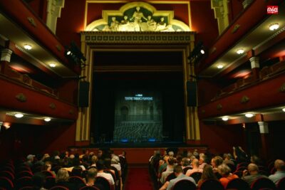 Valencia: New Flamenco Show in the Most Emblematic Theater of the City - Timing and how the one-hour format keeps it sharp