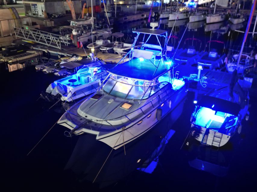 Valencia: Night Cruise with Free Drink - Skippers Ramon and Andres: The Human Part That Makes It Worth It