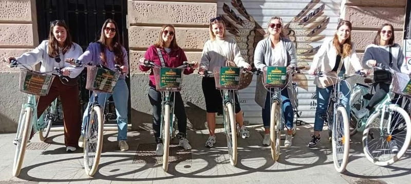 Valencia: Old Town to Modern Marvels "Premium EBike Yamaha" - Plaça de la Verge and the Cathedral Stop You’ll Want More Than a Snapshot For