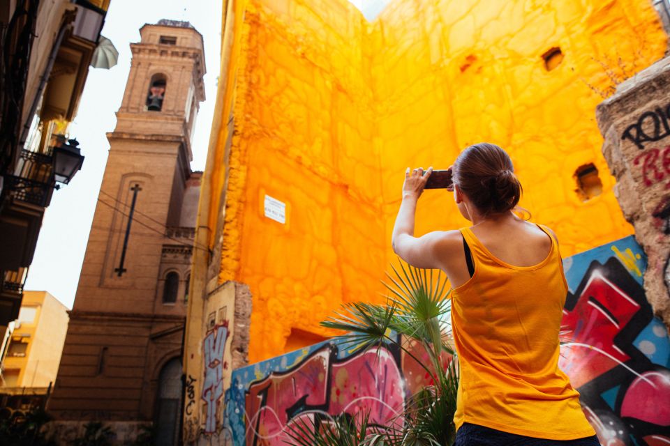 Valencia: Private Tour w/ Locals – Highlights & Hidden Gems - Horchata Stop: The Included Tiger Nut Milk Treat