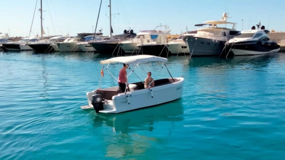 Valencia: Rent Boat Without License - What’s included on board (and what you’ll want to bring)