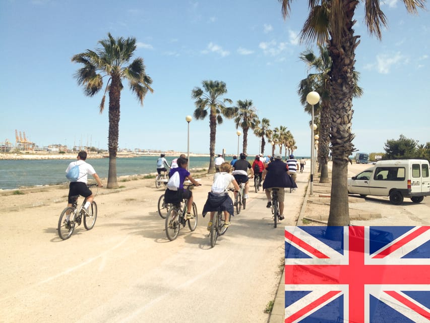 Valencia: Road to La Albufera Guided Private Bike Tour - City of Arts and Sciences: the modern start that sets your mood