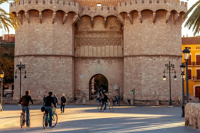 Valencia (Ruzafa): Guided Bike Tour of the city's highlights. - Plaza de Toros and Quart Towers: Valencia’s identity starts with defense and spectacle