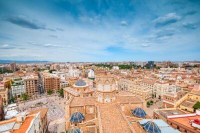 Valencia: Self-guided Audio Tour on Your Smartphone - Downloading the app and keeping everything offline