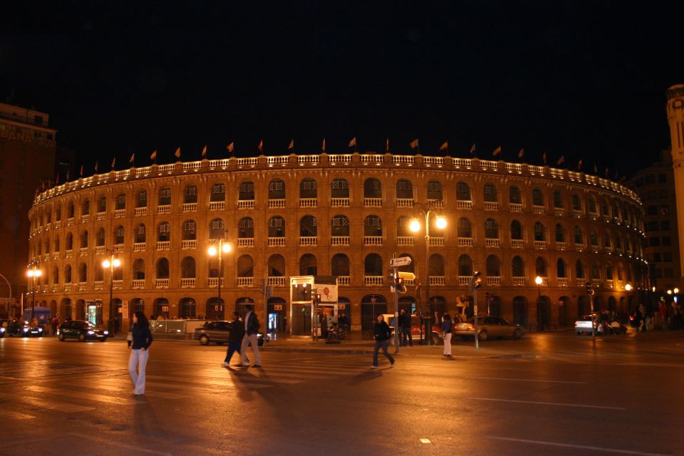 Valencia: Self-guided Audio Tour on Your Smartphone - Torres de Serranos: starting Valencia at a historic landmark