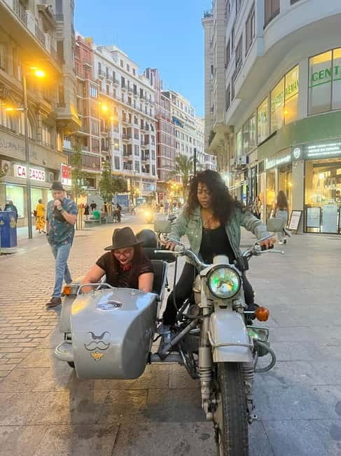 Valencia: The Highlights Tour in Vintage Sidecar - Why a vintage sidecar makes sense for Valencia