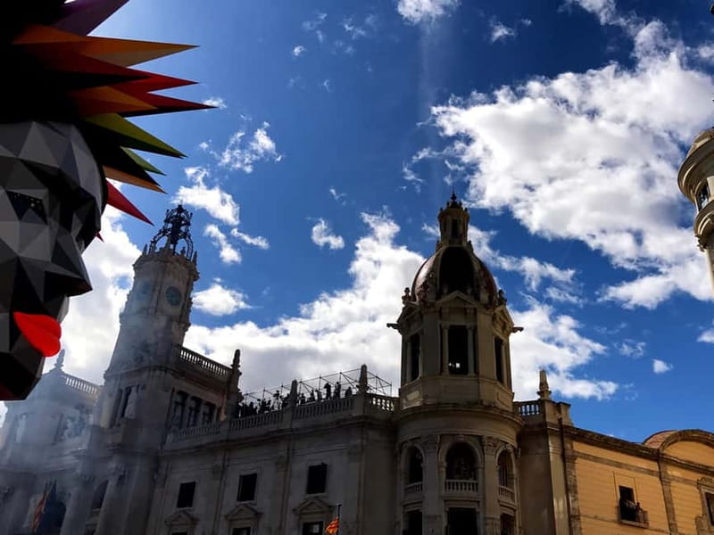 Valencia: The Highlights Tour in Vintage Sidecar - Beach stretch: Malvarrosa, Arenas, Cabanyal markets, and Patacona