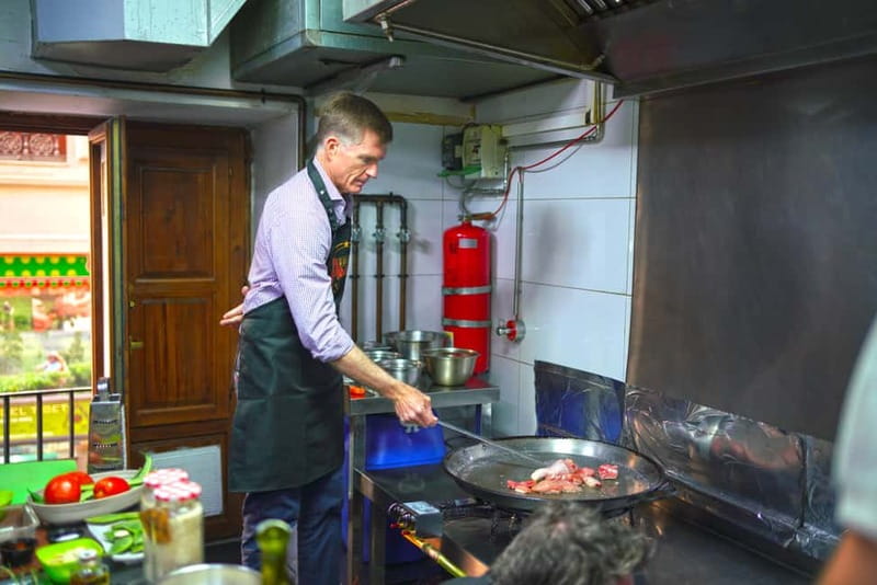 Valencia: Traditional Paella Cooking Class and Dinner - The Three-Course Dinner: What You Eat After You Cook