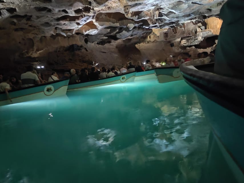 Valencia: Visit by boat to the Caves of Sant Josep - From Plaza de la Reina to La Vall d’Uixó: easy start, private ride