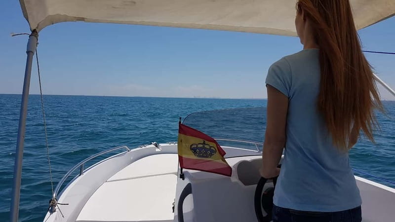 Valencia:Alquiler barco sin licencia PoblaFarnals+Beach Club - Your boat choices: Mareti 450 rigid vs Dubhe Arena 455 rigid