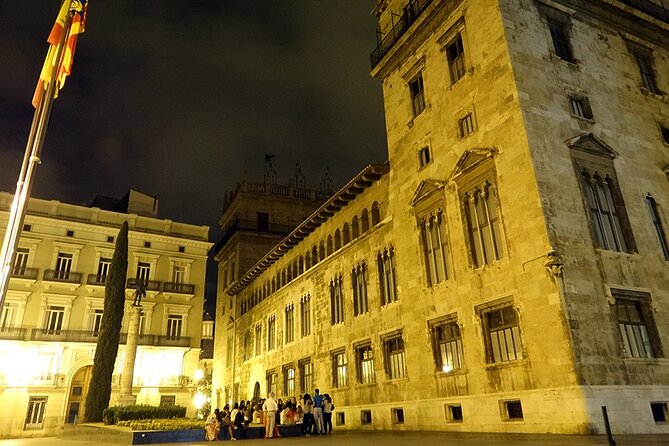 Valencia's Legends & Stories by Moonlight - Moonlight Legends in Valencia: Why This Walk Feels Different