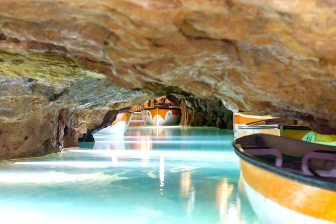 Visit to the Sant Josep Caves - Inside the cave: a steady 40 minutes at 20°C