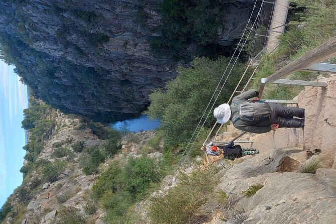 Walking Tour of the Hanging Bridges of Canyon de Turia and Chulilla Village - What the day feels like: time on trail vs time off trail