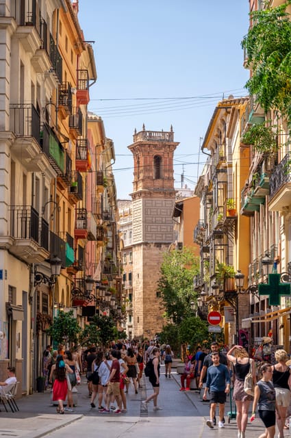 Walking Tour through Valencia's Historic Centre - Silk Exchange (La Lonja): how business shaped the city